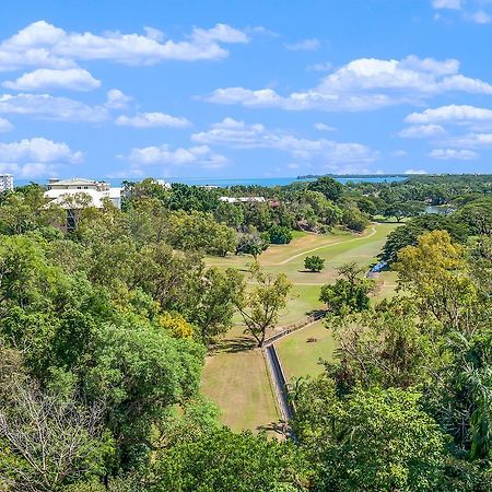 Huge Cbd Top Floor Apartment With Breath Taking Views! Darwin Exterior photo
