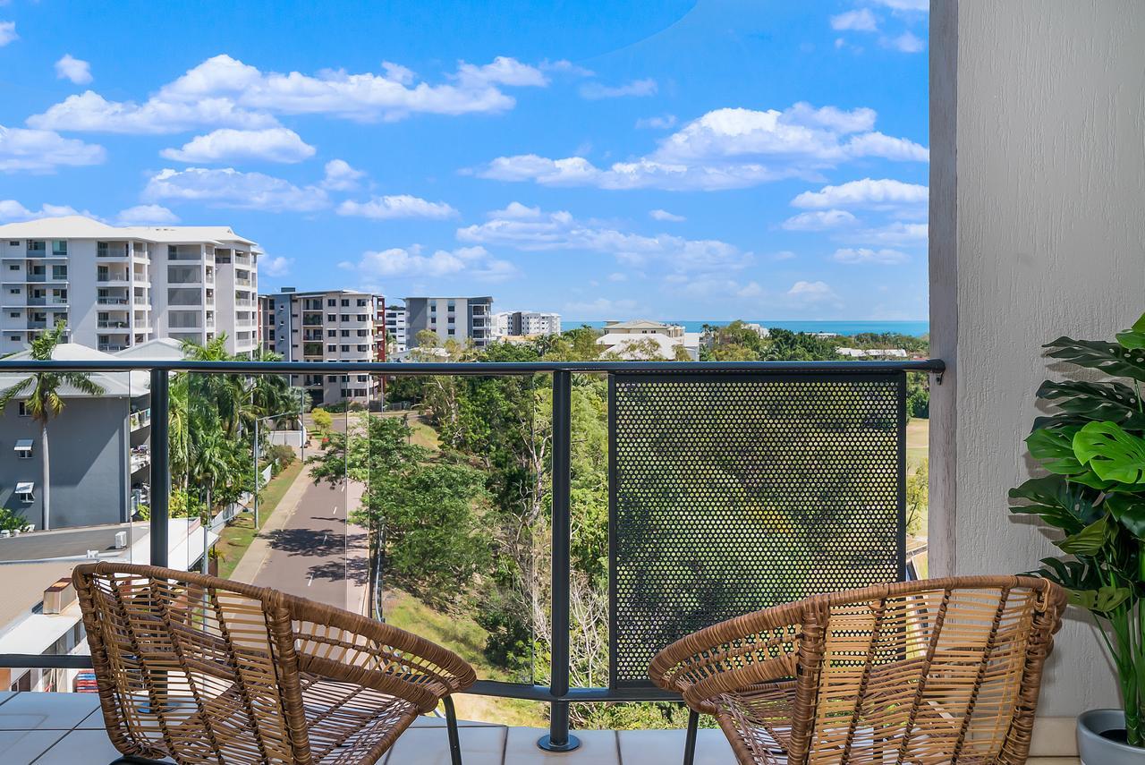 Huge Cbd Top Floor Apartment With Breath Taking Views! Darwin Exterior photo